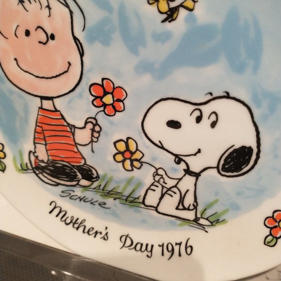 Vintage Peanuts Schulz 1976 Mother's Day Collector Plate - Picture 3 of 8